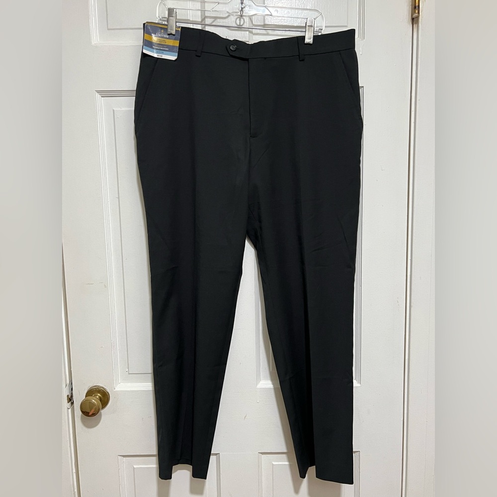 NWT 36x29 Stafford Men’s Travel Stretch‎ Pants Black Classic Fit